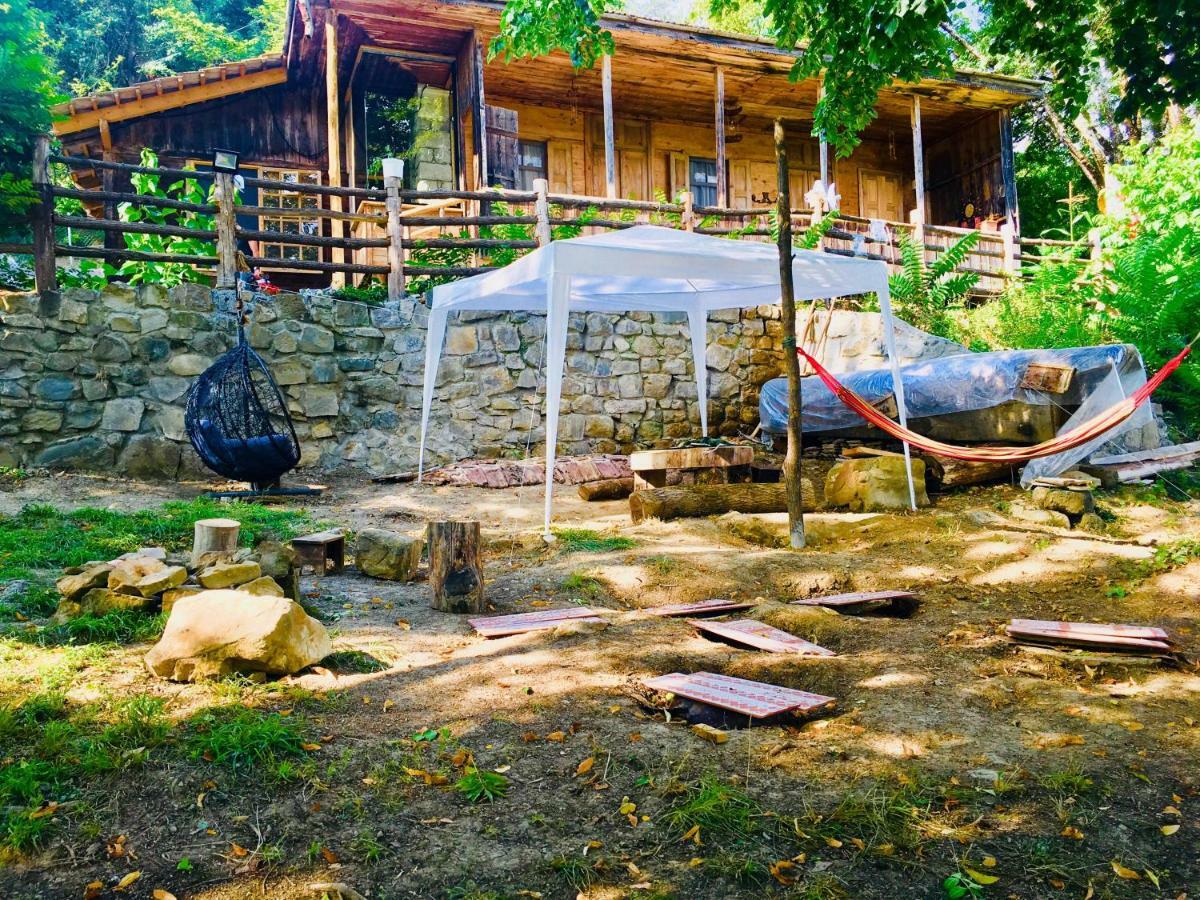 Wine Space Амбролаури Экстерьер фото